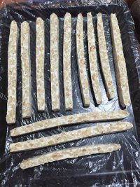 特色美食牛轧糖做法图解8)