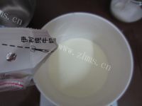 简易的奶香玉米汁做法图解4)