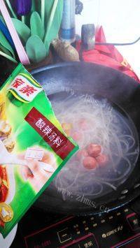 口感饱满的酸辣土豆粉做法图解5)
