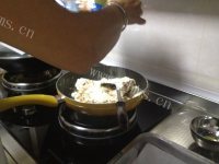 自制牛扎糖做法图解6)
