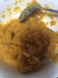 自制红薯饼做法图解3)