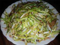 家常菜肉丝炒蒜黄