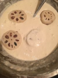 美味营养的炸藕盒做法图解6)