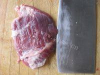 家常菜酸菜炒牛肉做法图解1)