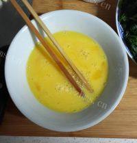 家常菜鸡蛋菠菜做法图解4)