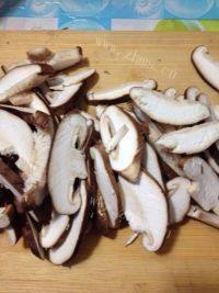 家常菜香菇肉片做法图解1)