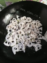 家常菜清炒藕片