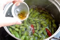 五味俱全的盐水毛豆做法图解6)