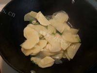 清炒土豆片的做法图解三