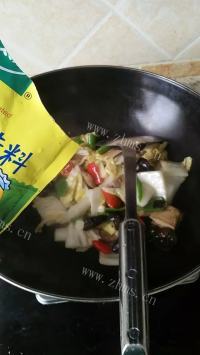 美味的缤纷小炒做法图解7)