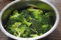 好吃的培根烤大虾做法图解1)