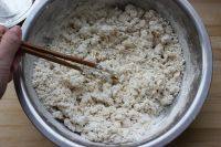 自制鸡蛋灌饼做法图解2)