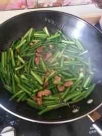 蒜苔炒肉（简单版）做法图解5)