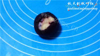 美味的纯天然桃山皮月饼做法图解24)