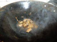 白菜猪肉炖粉条做法图解10)