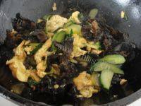 「DIY美食」木耳炒鸡蛋做法图解8)