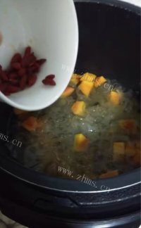 美味的木瓜银耳汤做法图解10)