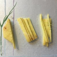 美味的香菇鸡肉粥做法图解3)