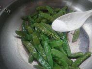 「DIY美食」蒜香荷兰豆的做法图解五