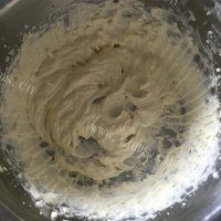 好吃的芝士轻乳酪蛋糕做法图解1)