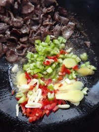 麦香牛肉做法图解11)