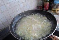 「念念不忘」白菜豆腐汤做法图解4)