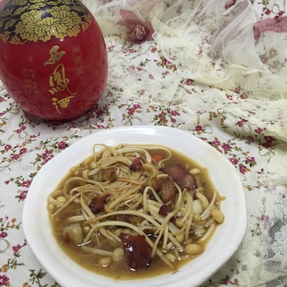 特下饭的金针菇炒肉