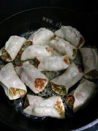 自制早点锅贴做法图解9)