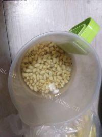 美味早餐玉米豆浆做法图解1)