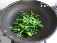 简易的菠菜炒粉丝做法图解5)