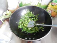 质嫩爽口的韭菜炒饭做法图解3)