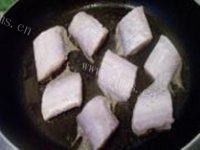 常吃不腻的红烧带鱼做法图解3)