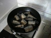 酱烧秋刀鱼做法图解5)