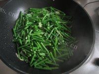 「念念不忘」豆角焖面做法图解4)