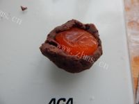 自制广式豆沙蛋黄月饼做法图解7)