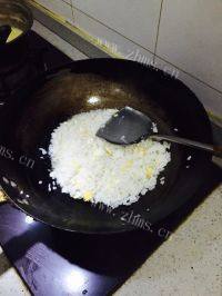 美味的蛋炒饭做法图解10)