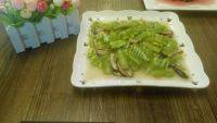 家常丝瓜毛豆炒香菇做法图解9)