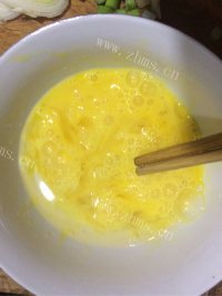 珍馐美味的西红柿炒鸡蛋做法图解4)
