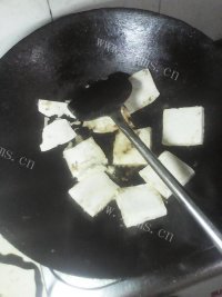 美丽的糖醋酱油豆腐做法图解3)