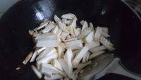 DIY美食-杏鲍菇炒肉片做法图解6)