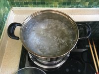 营养的白菜鸡蛋粉丝包做法图解5)