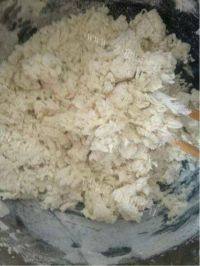 自制香酥鸡蛋灌饼做法图解1)