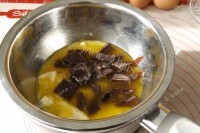 香飘十里的巧克力熔岩蛋糕做法图解4)