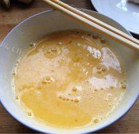 #特色美食#鸡蛋饼做法图解2)