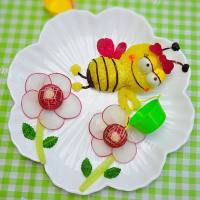 小蜜蜂采花蜜饭团