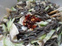 常吃不腻的凉拌菜做法图解12)