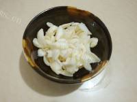 滋润的银耳百合粳米粥的做法图解三