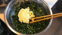 美味的韭菜鸡蛋饺子做法图解6)