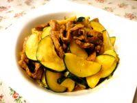 家常菜西葫芦炒肉片