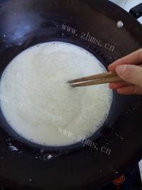 美味的脆皮炸鲜奶做法图解4)